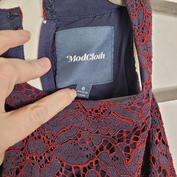 Mod Cloth A Night Like This blue and red lace ruffle hem halter dress Size 8 - Picture 5 of 15